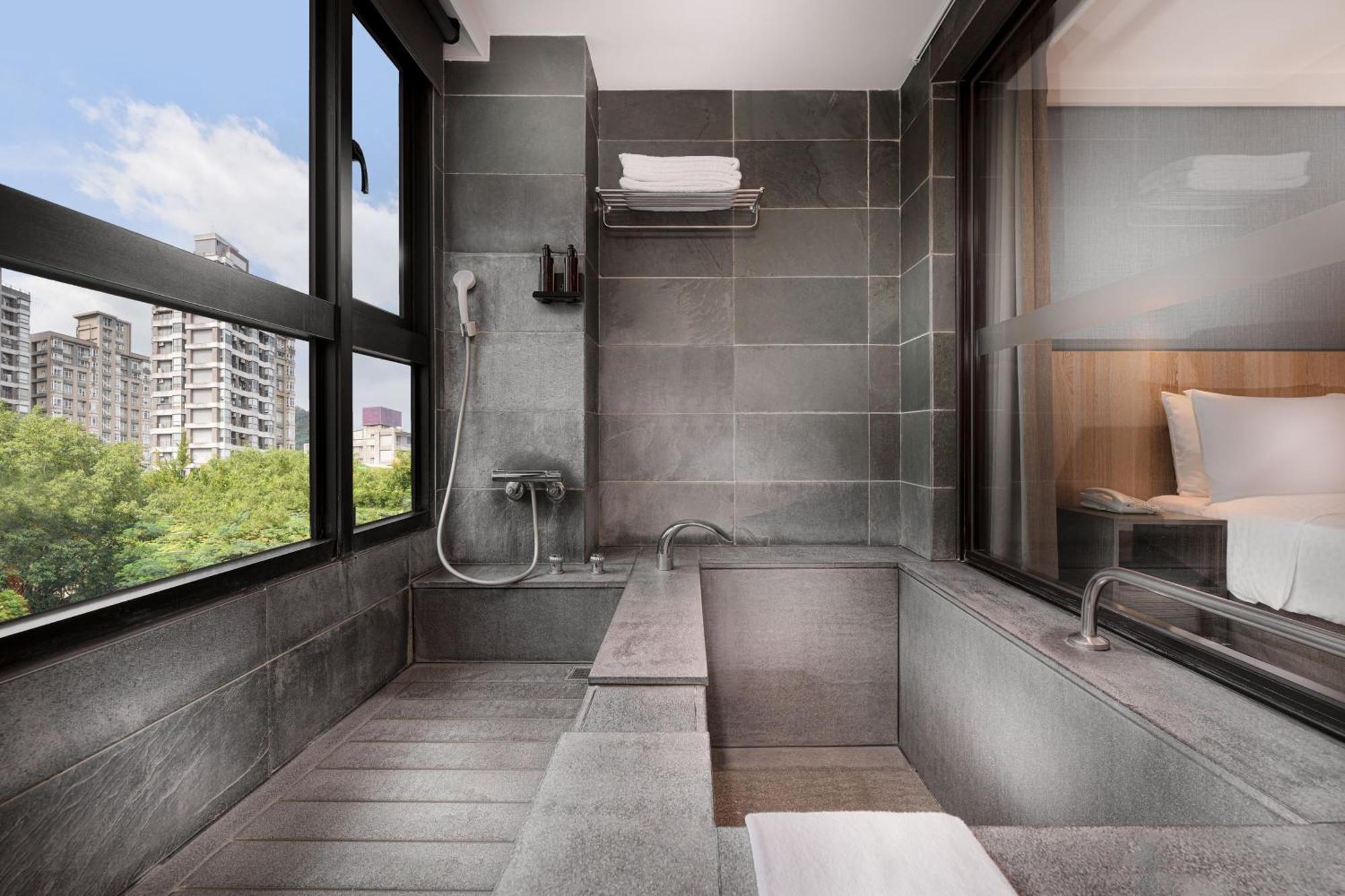 Four Points By Sheraton Yilan Jiaoxi Zewnętrze zdjęcie