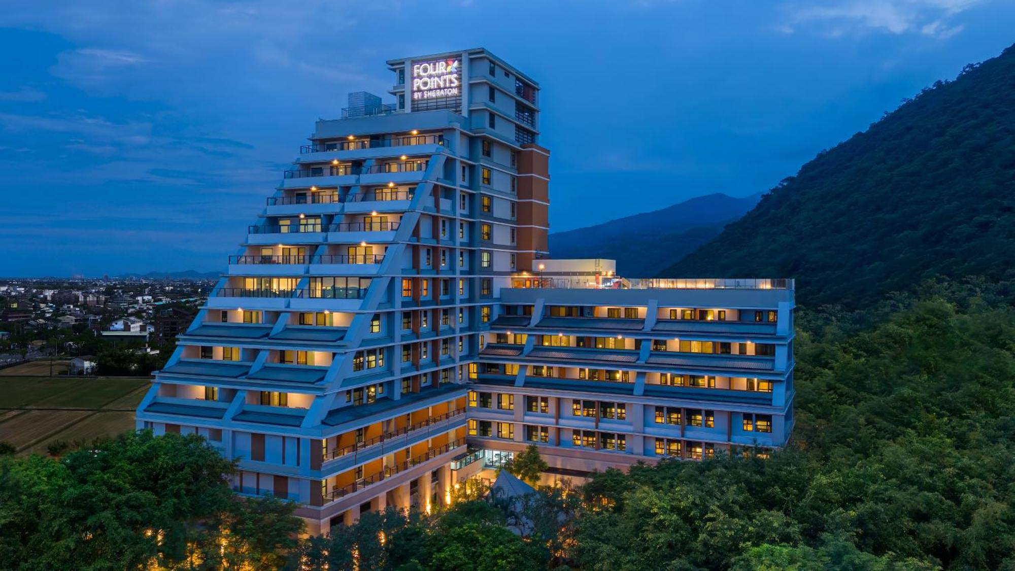 Four Points By Sheraton Yilan Jiaoxi Zewnętrze zdjęcie